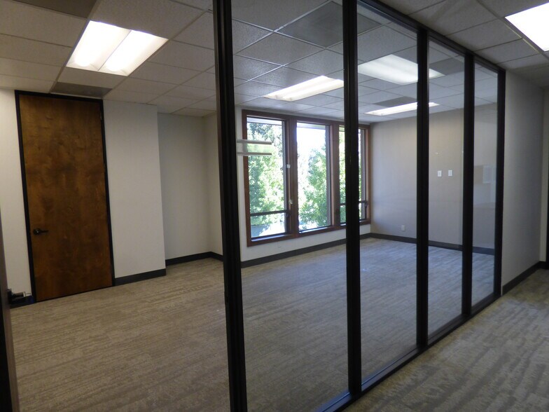 More Photos Of 201 Lafayette Cir, Lafayette Office For Lease