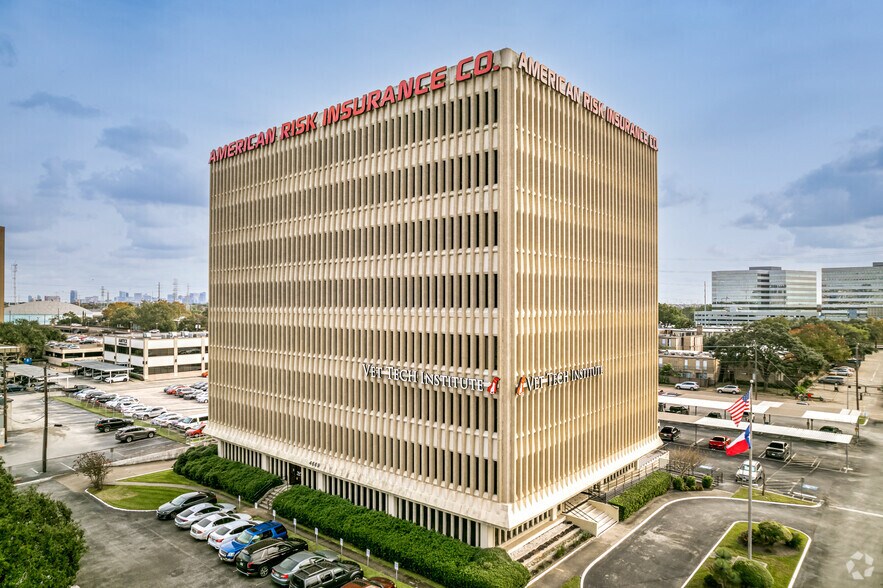 More Photos Of 4669 Southwest Fwy, Houston Office For Lease