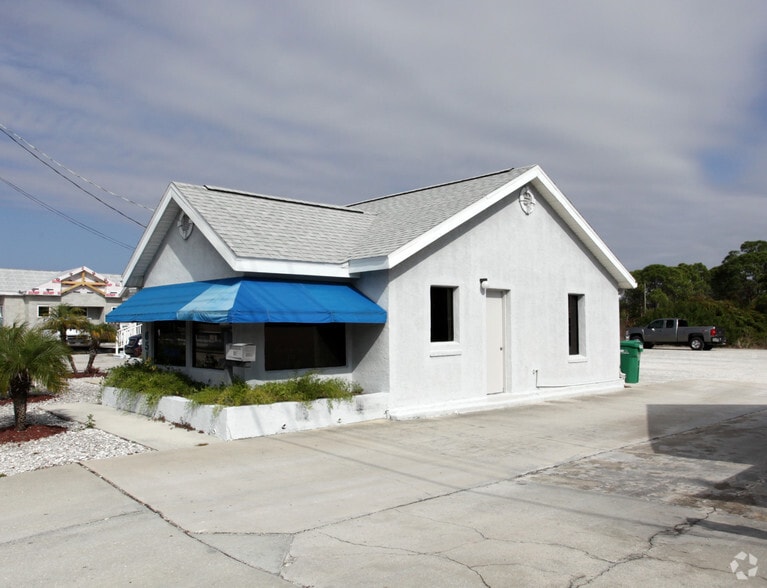 Primary Photo Of 651 S Indiana Ave, Englewood Office For Sale