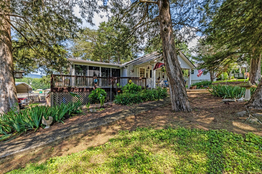 More Photos Of 7643 US-11, Rising Fawn Trailer Camper Park For Sale