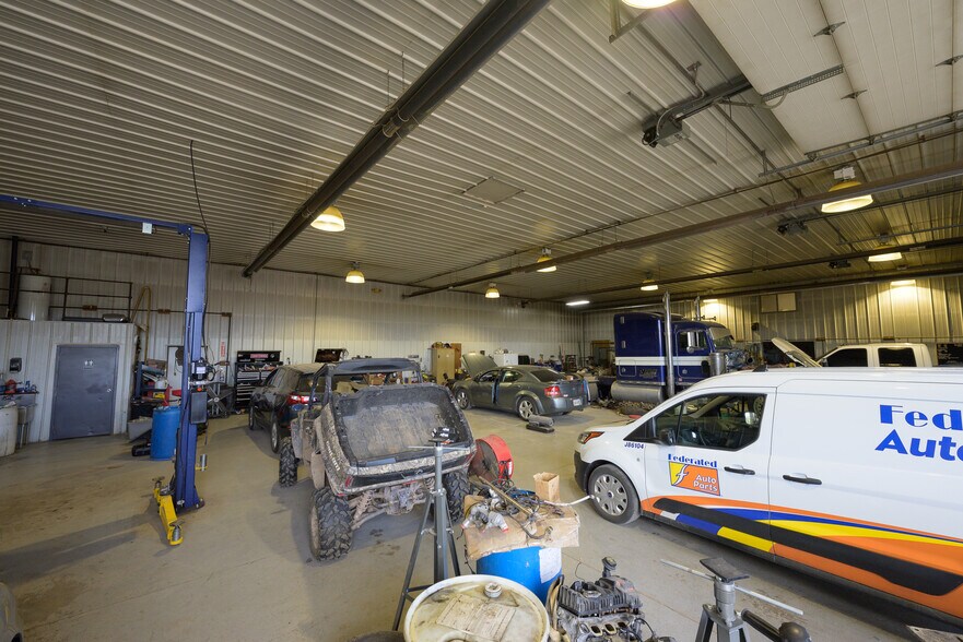 More Photos Of 31232 Red Hill Rd, Langsville Auto Repair For Sale