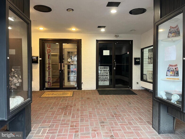 More Photos Of 1841 E Passyunk Ave, Philadelphia Storefront Retail Residential For Sale