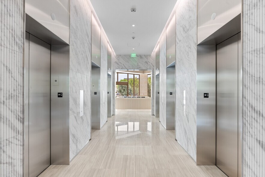 More Photos Of 3400 W Riverside Dr, Burbank Office For Lease