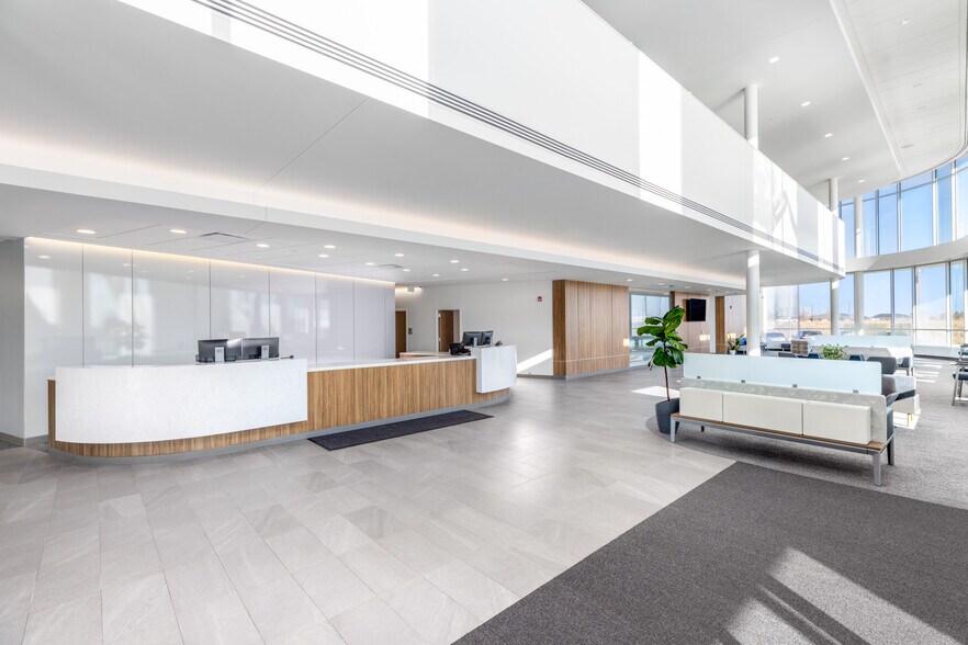 More Photos Of 354 23rd E ave, West Fargo Medical For Lease