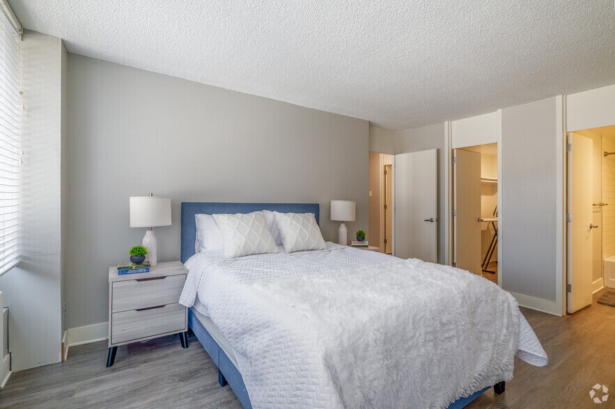 More Photos Of 1801 E 12th St, Cleveland Apartments For Lease