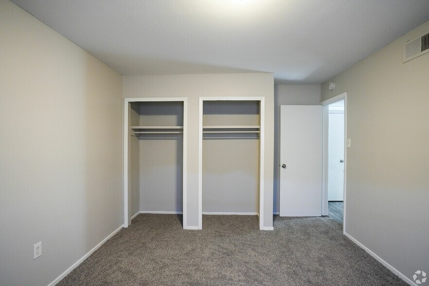 More Photos Of 621 Houston Ave, Jackson Apartments For Sale