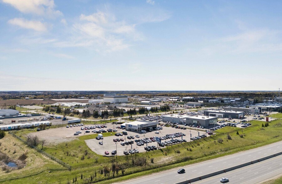 More Photos Of 2496 Doral Dr, Innisfil Auto Dealership For Sale