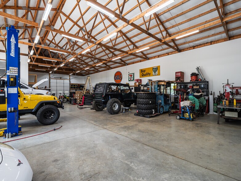 More Photos Of 5229 Augusta Hwy, Leesville Flex For Sale