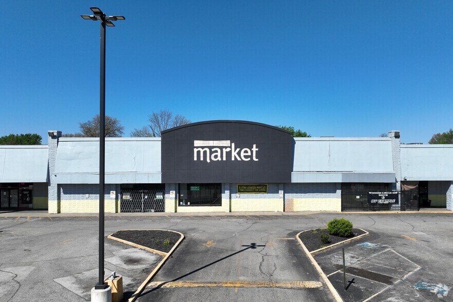 More Photos Of 3430 Taylor Blvd, Louisville Freestanding For Lease