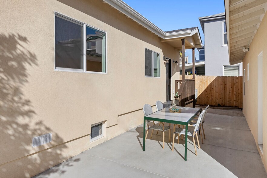 More Photos Of 4363 Eagle Rock Blvd, Los Angeles Multifamily For Sale