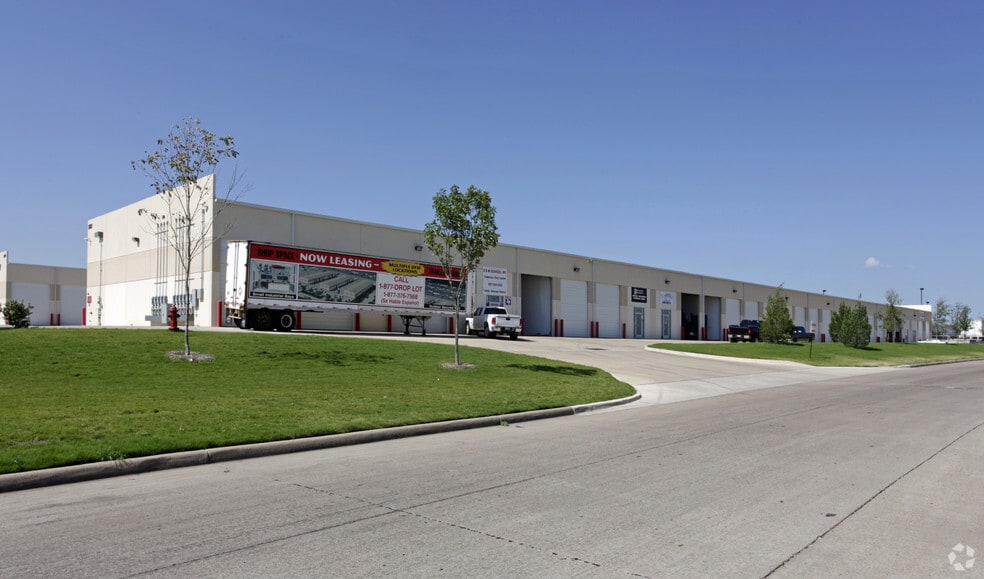 More Photos Of 5317 Superior Pky, Fort Worth Unknown For Lease