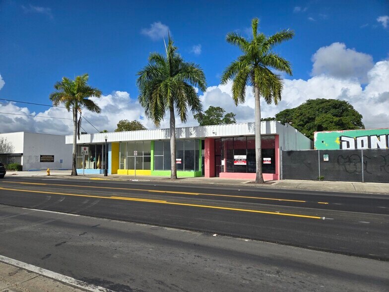 Primary Photo Of 8330 Biscayne Blvd, Miami Freestanding For Lease