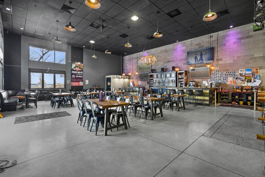 More Photos Of 150 W 2nd St, Casper Restaurant For Sale