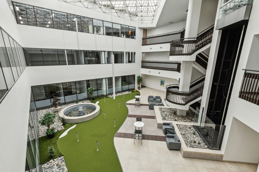 More Photos Of 2121 Midway Rd, Carrollton Office For Lease