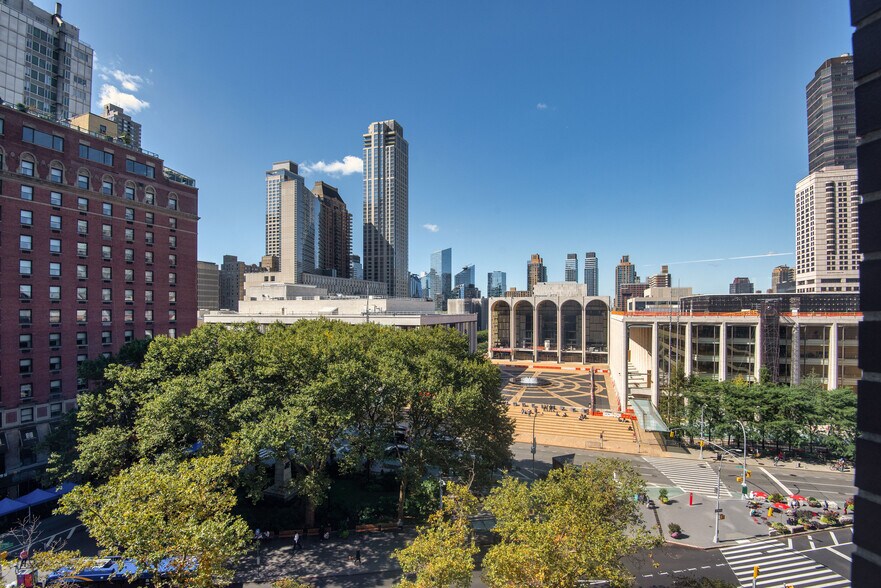 More Photos Of 1900 Broadway, New York Coworking Space