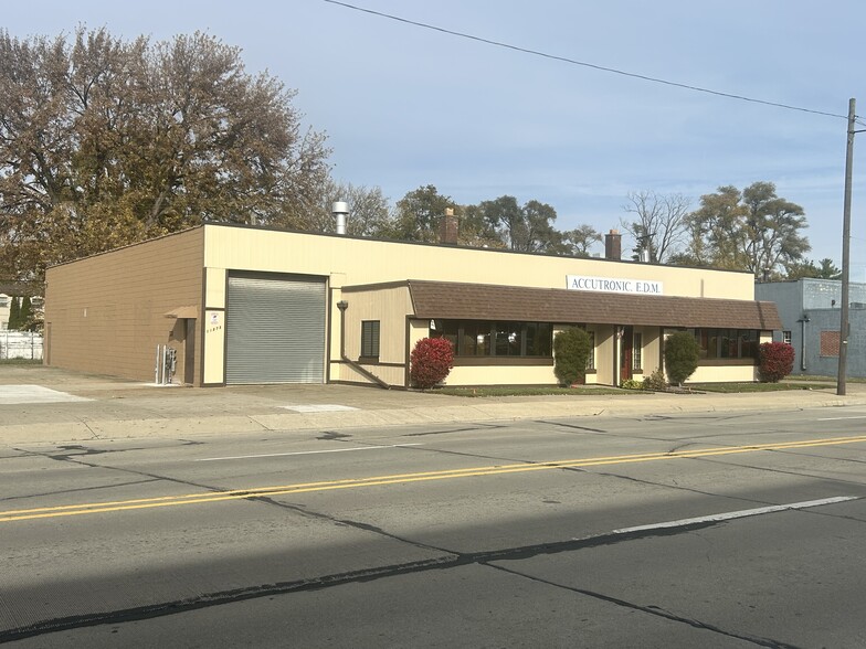 More Photos Of 11251 E 9 Mile Rd, Warren Warehouse For Sale
