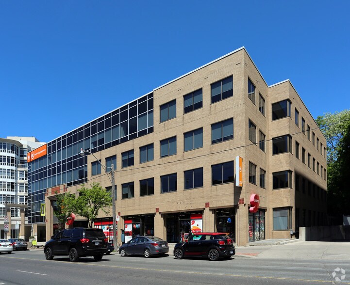 More Photos Of 124 Eglinton Ave W, Toronto Office For Lease