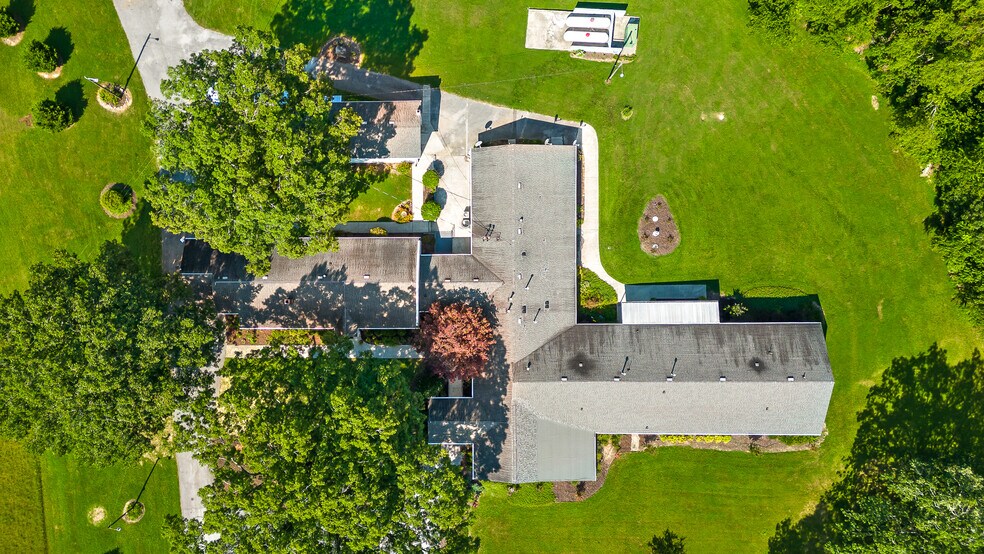 More Photos Of 3872 Brayton Mountain Rd, Graysville Skilled Nursing Facility For Sale