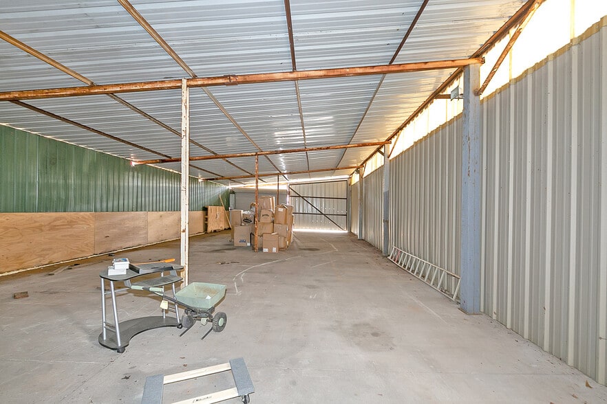 More Photos Of 361 Holcombe Rd, Bremen Warehouse For Lease