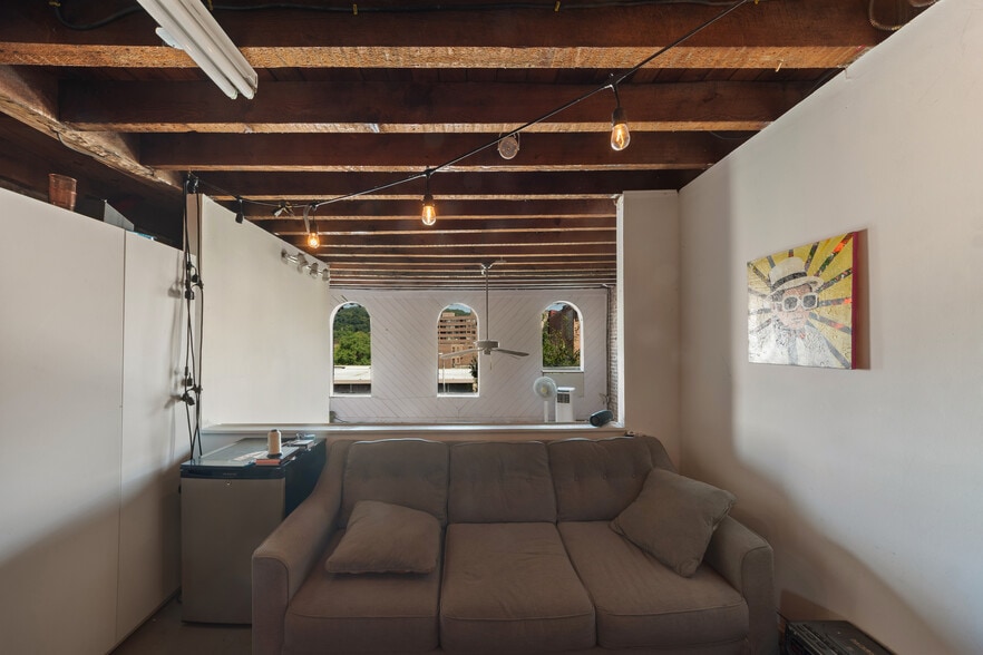 More Photos Of 925 South St, Peekskill Office For Sale