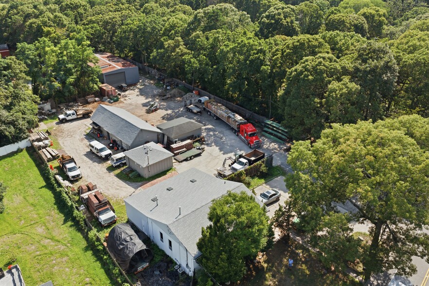 More Photos Of 460 Granny Rd, Medford Warehouse For Sale