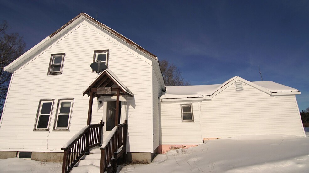 More Photos Of 2192 NY-8, Cold Brook Flex For Sale