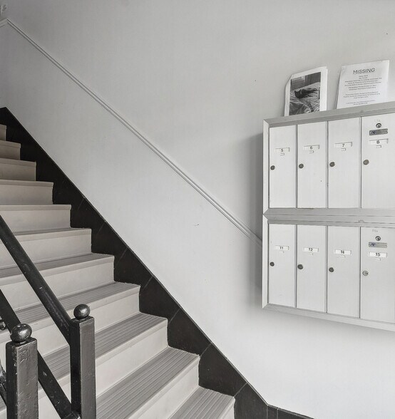 More Photos Of 17-19 Collier St, St Catharines Apartments For Sale