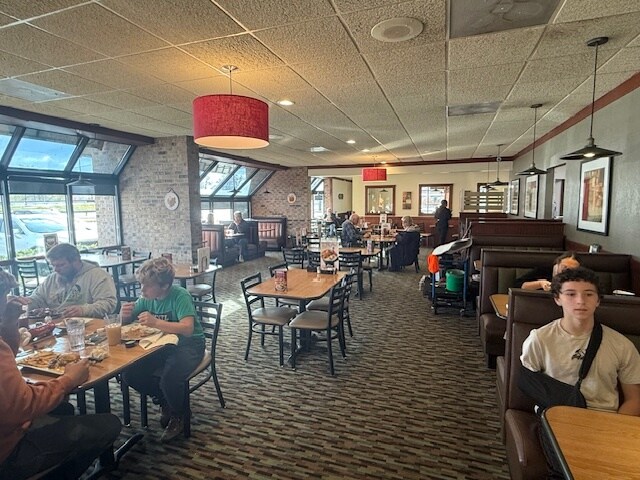 More Photos Of 107 Northpointe Blvd, Elkhart Restaurant For Sale