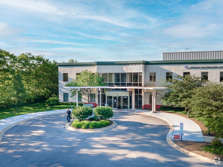 Primary Photo Of 15900 W 127th St, Lemont Medical For Lease