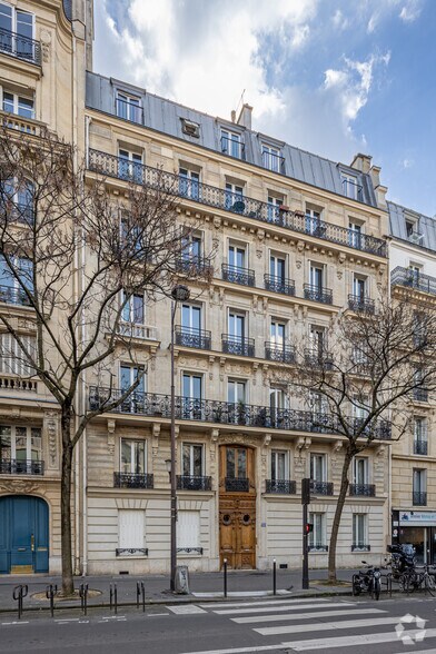 Primary Photo Of 13 Boulevard Pereire, Paris Office For Sale