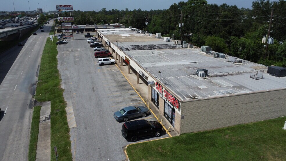 More Photos Of 12700-12722 N I-45, Houston Unknown For Sale