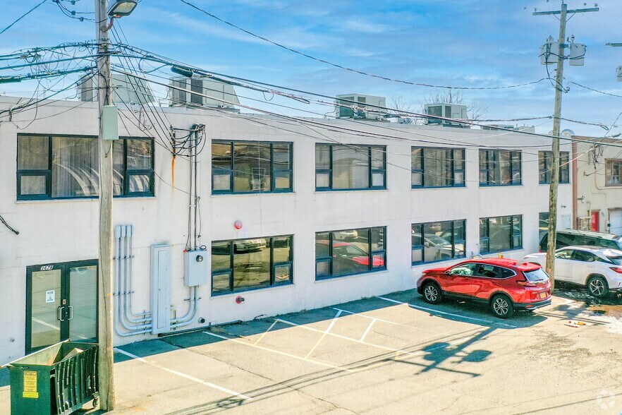 More Photos Of 3678 W Oceanside Rd, Oceanside Loft Creative Space For Lease