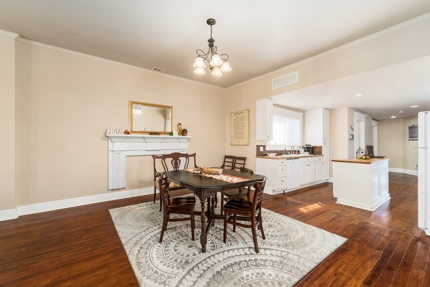 More Photos Of 111 W Main St, Bremen Storefront Retail Residential For Sale