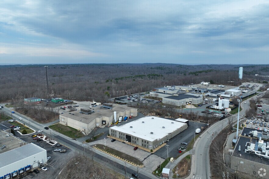 More Photos Of 22 Blackburn Dr, Gloucester Warehouse For Lease