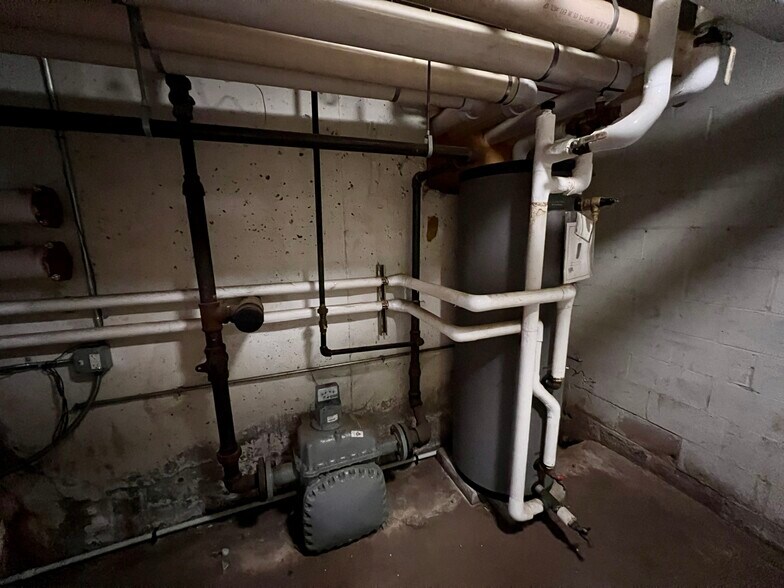 More Photos Of 109 Adelaide St, Hartford Apartments For Sale