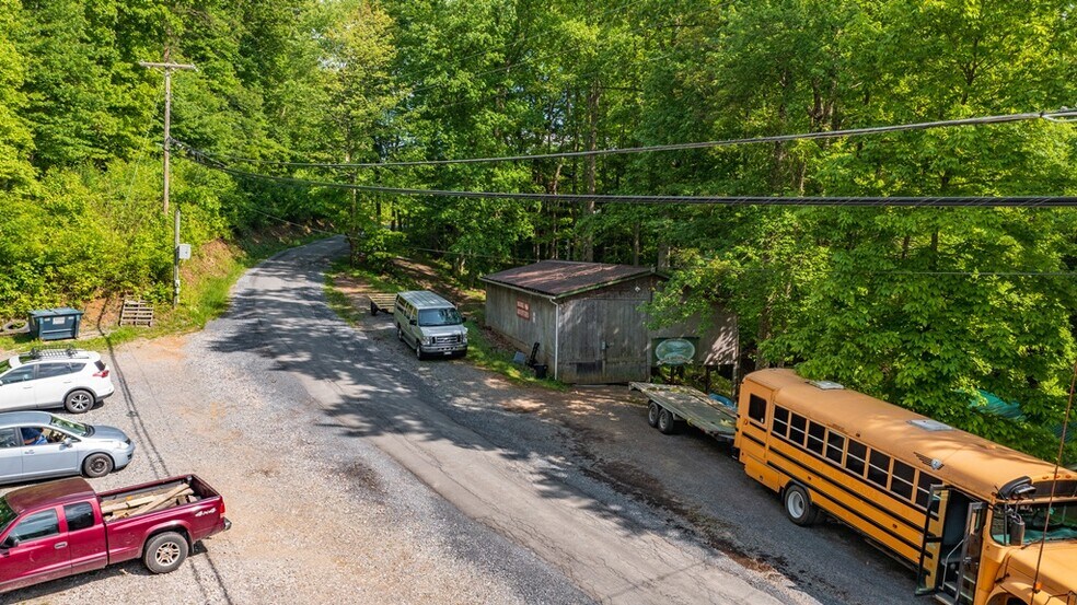 More Photos Of 211 Oscar White rd, Lansing Land For Sale