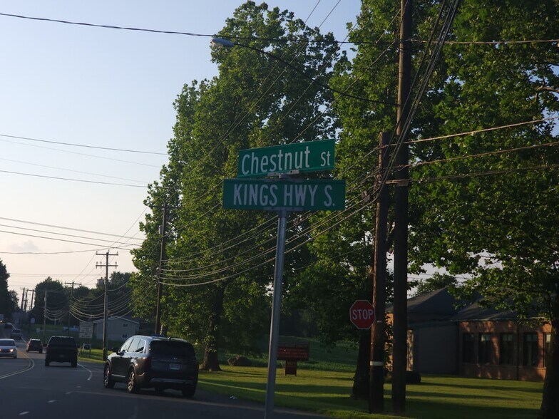 More Photos Of 5722 Kings Hwy, Zionsville Storefront Retail Residential For Sale