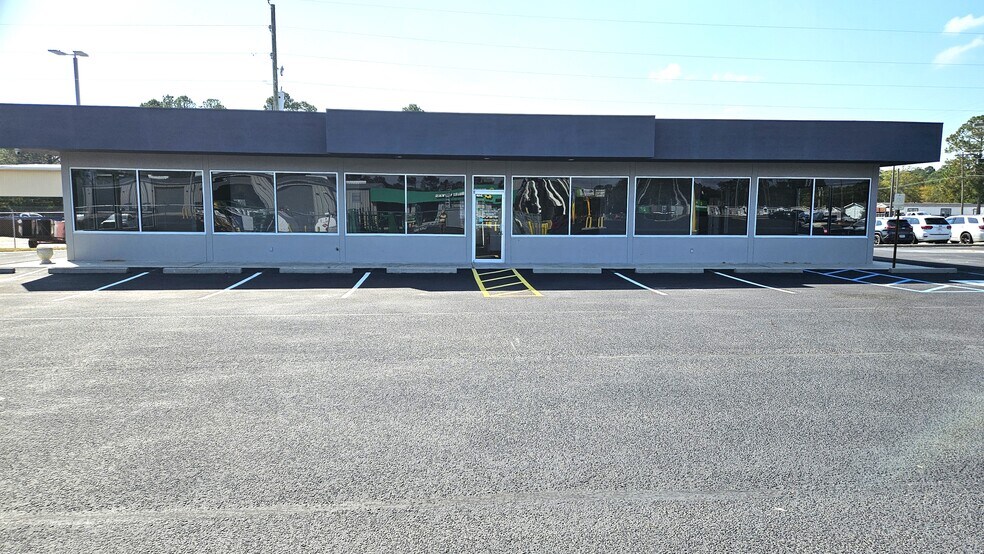 More Photos Of 12130 Us Highway 301 S, Statesboro Freestanding For Lease