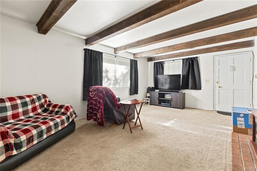 More Photos Of 2842 Jolyn Way, Chico Multifamily For Sale