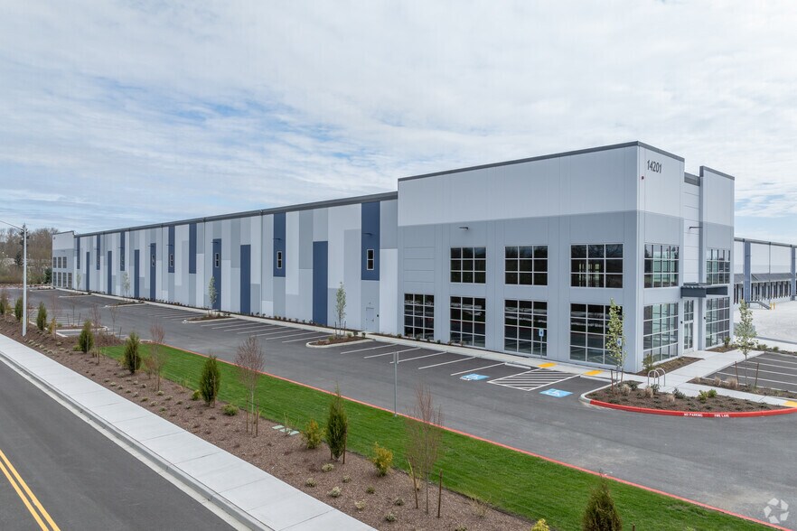 More Photos Of 14201 40th Dr NE, Marysville Warehouse For Lease