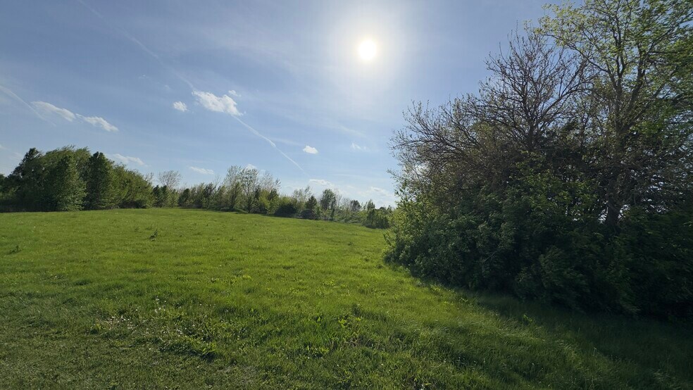 More Photos Of Pin 14-11-477-001 Northtown And Pipeline Rds, Normal Land For Sale