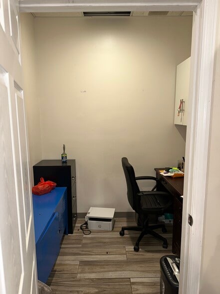 More Photos Of 1501 N Broad St, Philadelphia Freestanding For Lease