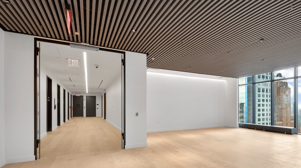More Photos Of 1 Willoughby Sq, Brooklyn Office For Lease