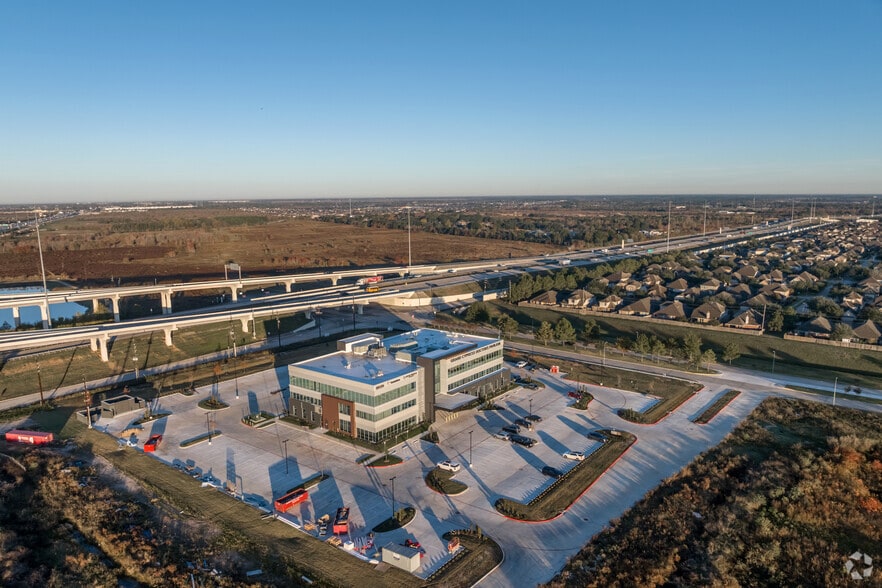 More Photos Of 29404 Northwest Fwy, Cypress Medical For Lease