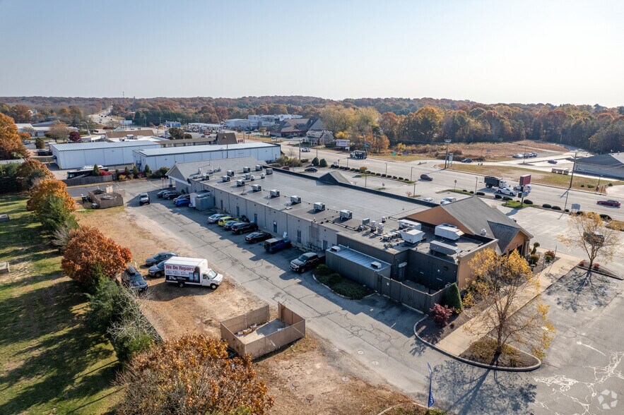 More Photos Of 224 Post Rd, Westerly General Retail For Lease