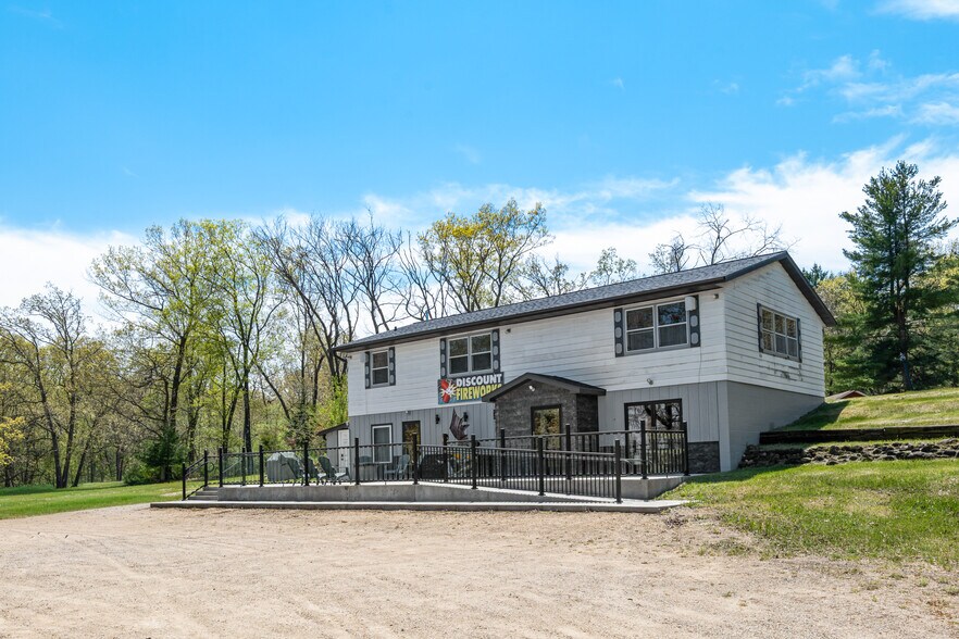 More Photos Of W6313 Hwy 23, Oxford Restaurant For Sale