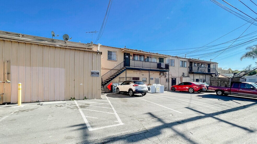 More Photos Of 11671-11685 S Atlantic Ave, Lynwood Storefront Retail Residential For Sale