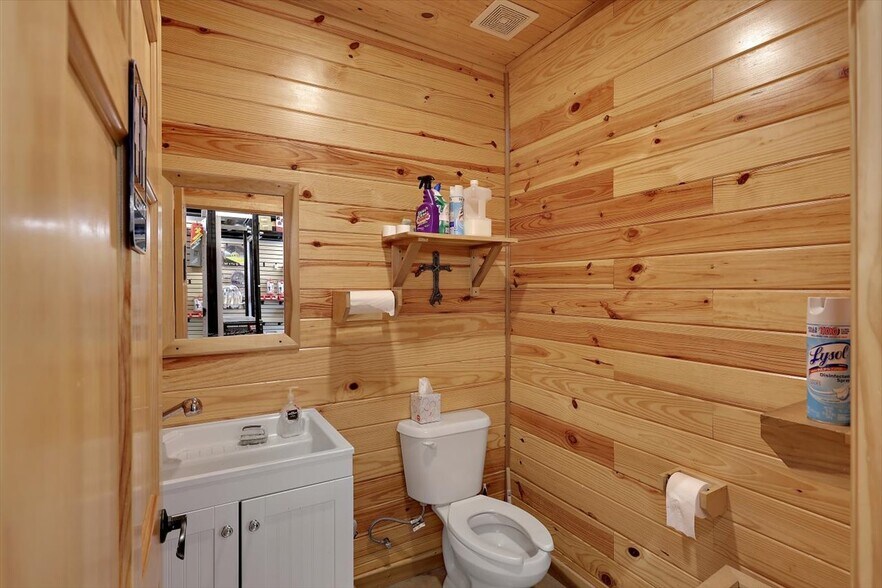 More Photos Of 104 Hazelton Cv, Gluckstadt Light Distribution For Lease