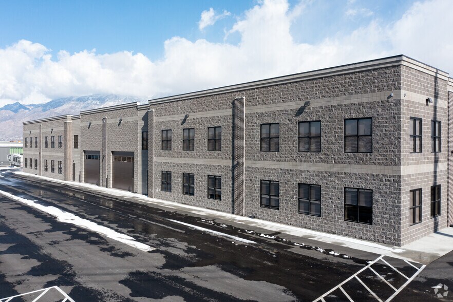 More Photos Of 32 S 1800 W, Lindon Warehouse For Lease