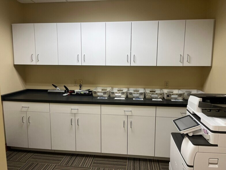 More Photos Of 4500 Brooktree Rd, Wexford Medical For Lease